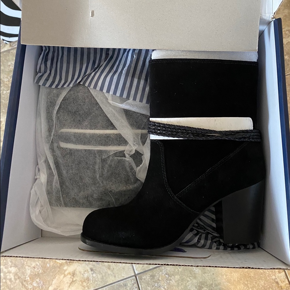 Splendid
Black Larchmonte Boots/Booties